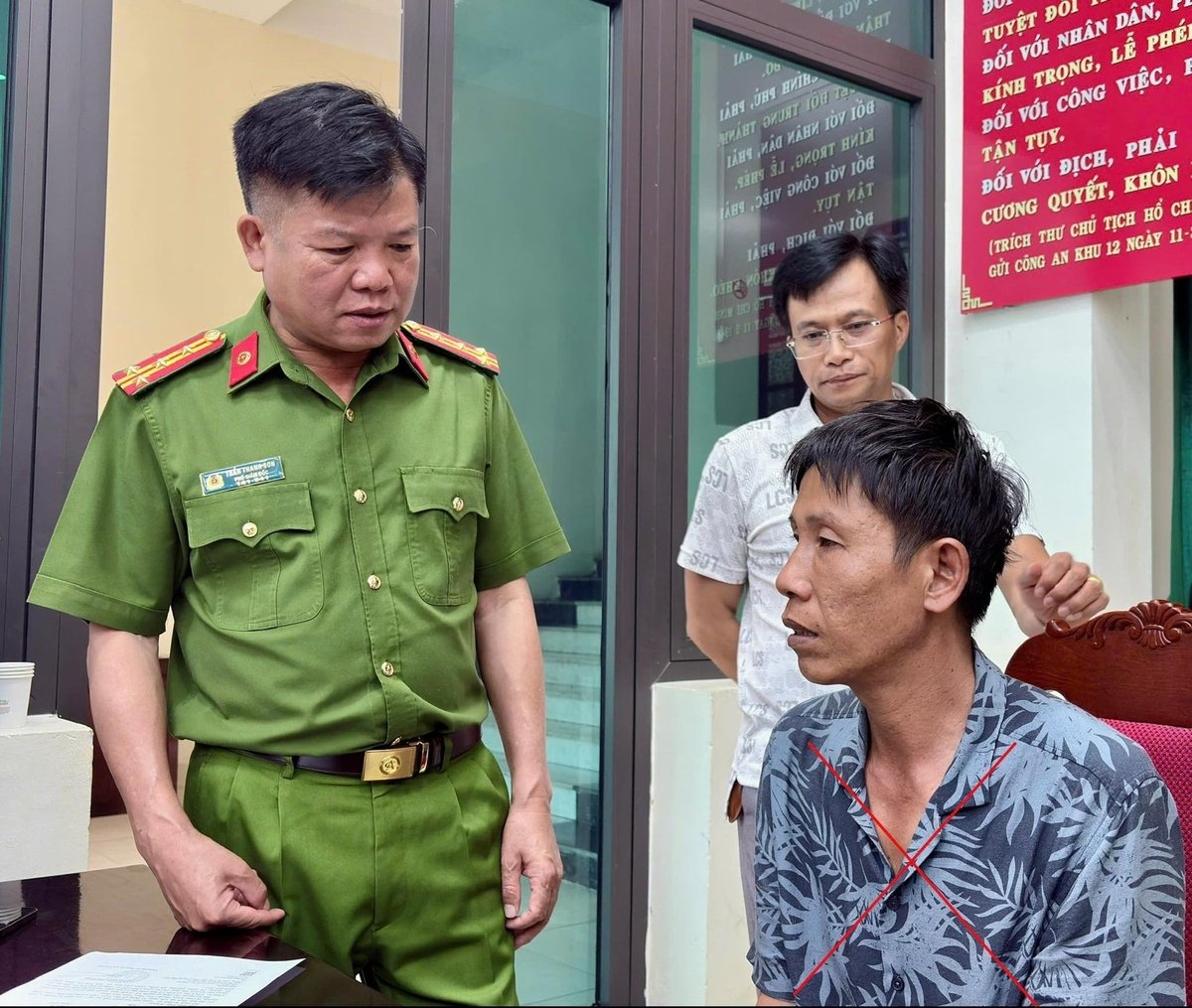 Một đối tượng trong đường dây bị bắt giữ. Ảnh: Công an tỉnh Sơn La. Một đối tượng trong đường dây bị bắt giữ. Ảnh: Công an tỉnh Sơn La.