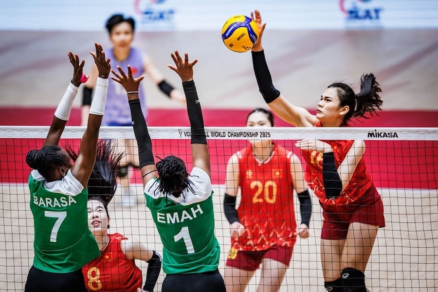 Tuyển bóng chuyền nữ Việt Nam để thua đáng tiếc trước Kenya. Ảnh:FIVB. Tuyển bóng chuyền nữ Việt Nam để thua đáng tiếc trước Kenya. Ảnh:FIVB.