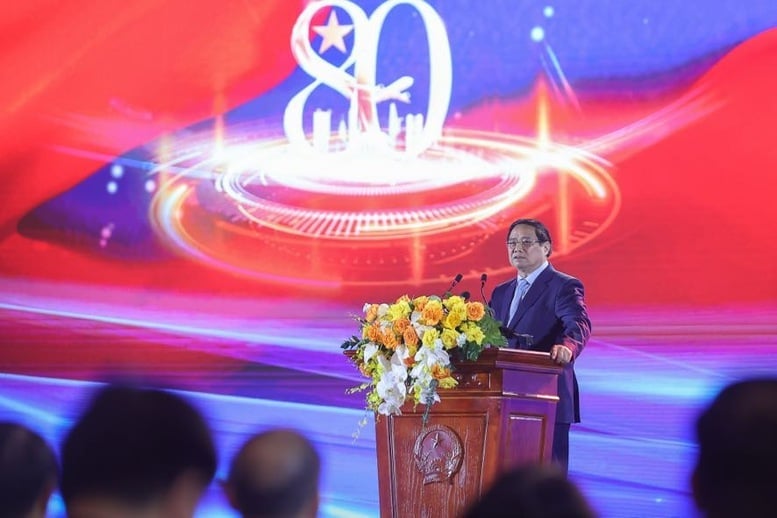 Thủ tướng Phạm Minh Chính khái quát quá trình chuẩn bị bằng 36 chữ: 'Lãnh đạo, chỉ đạo quyết liệt - Thi công thần tốc, táo bạo - Hợp tác công tư hiệu quả - Kiến trúc, cảnh quan đặc sắc - Công nghệ, quản lý hiện đại - Quy mô lớn, chất lượng cao'. Ảnh: Nhật Bắc. Thủ tướng Phạm Minh Chính khái quát quá trình chuẩn bị bằng 36 chữ: 'Lãnh đạo, chỉ đạo quyết liệt - Thi công thần tốc, táo bạo - Hợp tác công tư hiệu quả - Kiến trúc, cảnh quan đặc sắc - Công nghệ, quản lý hiện đại - Quy mô lớn, chất lượng cao'. Ảnh: Nhật Bắc.