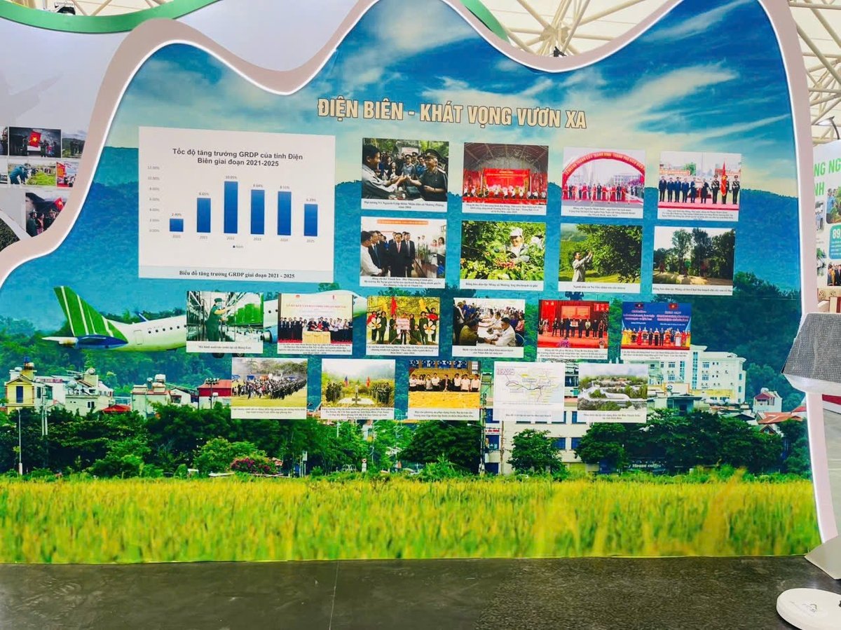 Không gian triển lãm giới thiệu thành tựu phát triển của tỉnh Điện Biên. Ảnh: Hoàng Châu. Không gian triển lãm giới thiệu thành tựu phát triển của tỉnh Điện Biên. Ảnh: Hoàng Châu.