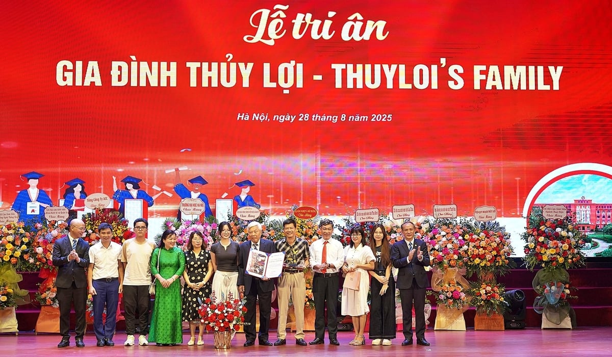 Gia đình ông Nguyễn Trung Như có 3 thế hệ học tập, giảng dạy và công tác tại Trường Đại học Thủy lợi. Ảnh: Bảo Thắng. Gia đình ông Nguyễn Trung Như có 3 thế hệ học tập, giảng dạy và công tác tại Trường Đại học Thủy lợi. Ảnh: Bảo Thắng.