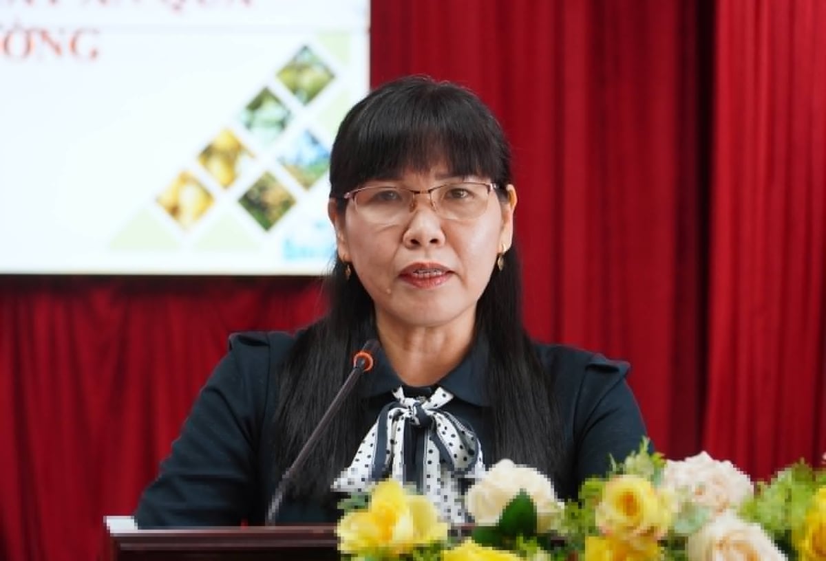 Bà Nguyễn Thị Giang, Phó Giám đốc Sở Nông nghiệp và Môi trường TP Cần Thơ đánh giá kết quả sản xuất cây ăn quả của Thành phố. Ảnh: Kim Anh. Bà Nguyễn Thị Giang, Phó Giám đốc Sở Nông nghiệp và Môi trường TP Cần Thơ đánh giá kết quả sản xuất cây ăn quả của Thành phố. Ảnh: Kim Anh.