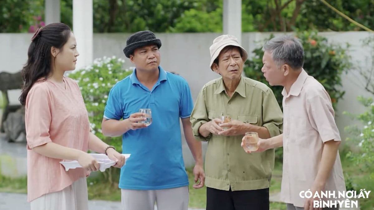 Vân khuyên bà con bình tĩnh chờ kết quả điều tra. Ảnh CMH Vân khuyên bà con bình tĩnh chờ kết quả điều tra. Ảnh CMH