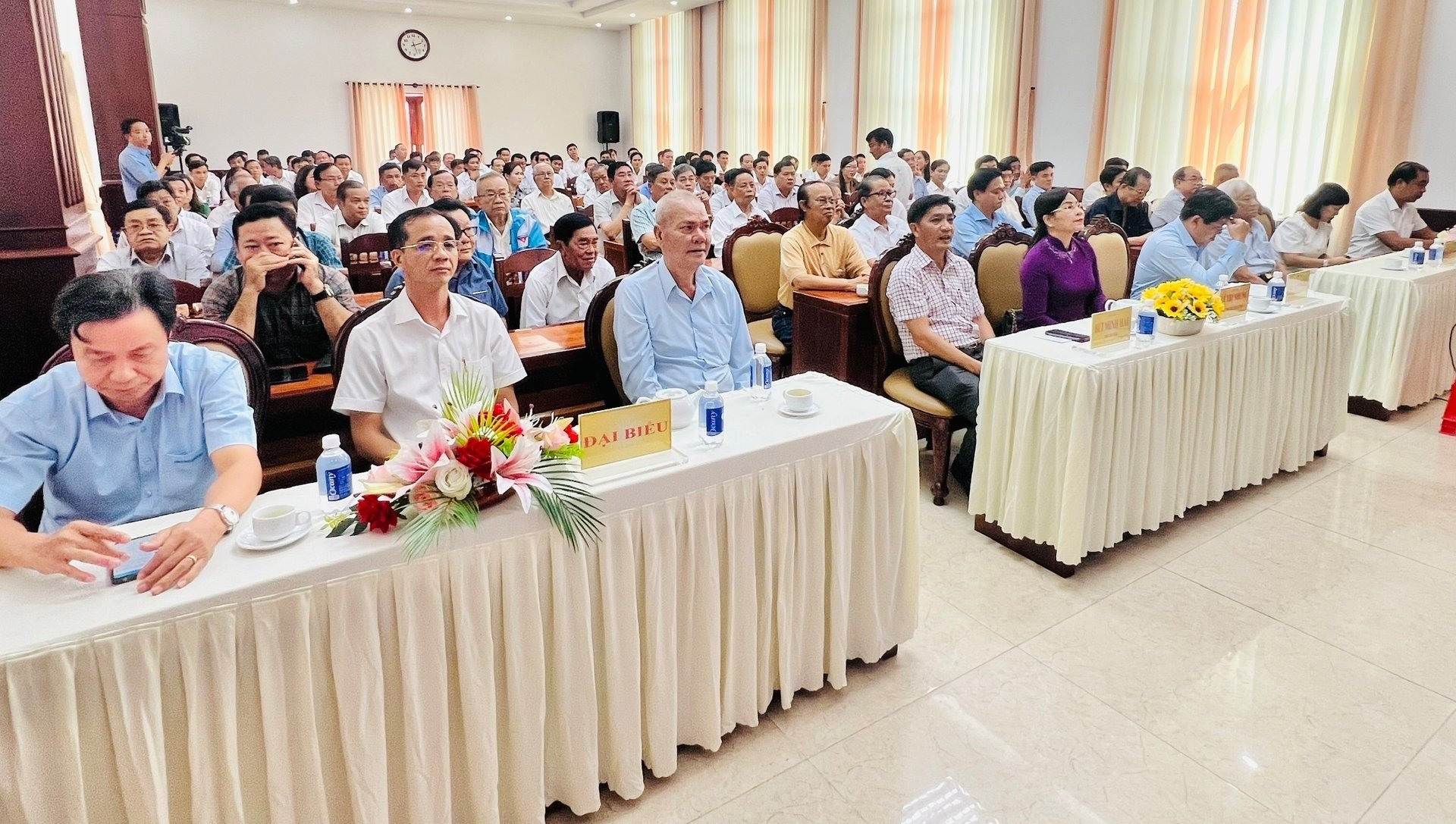 Các đại biểu dự lễ kỷ niệm 80 năm truyền thống ngành thủy lợi. Ảnh: Trọng Linh.