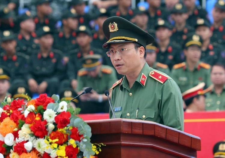 Thiếu tướng Nguyễn Quốc Toản - Chánh Văn phòng Bộ Công an phát biểu tại Lễ ra quân. Ảnh: Bộ Công an. Thiếu tướng Nguyễn Quốc Toản - Chánh Văn phòng Bộ Công an phát biểu tại Lễ ra quân. Ảnh: Bộ Công an.