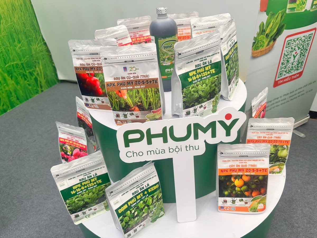 Phú Mỹ cũng giới thiệu các sản phẩm mới ra mắt. Ảnh: PVFCCo. Phú Mỹ cũng giới thiệu các sản phẩm mới ra mắt. Ảnh: PVFCCo.
