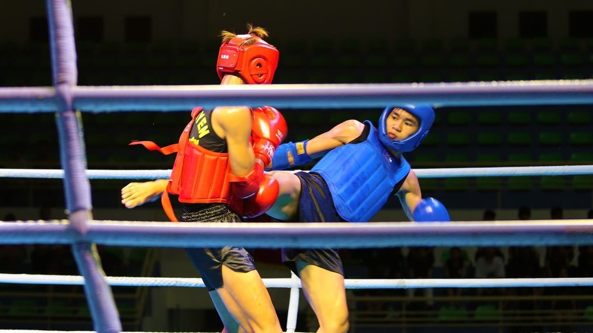 Đêm thượng đài đã diễn ra nhiều trận thi đấu bùng nổ, cảm xúc. Ảnh: Quang Linh. Đêm thượng đài đã diễn ra nhiều trận thi đấu bùng nổ, cảm xúc. Ảnh: Quang Linh.