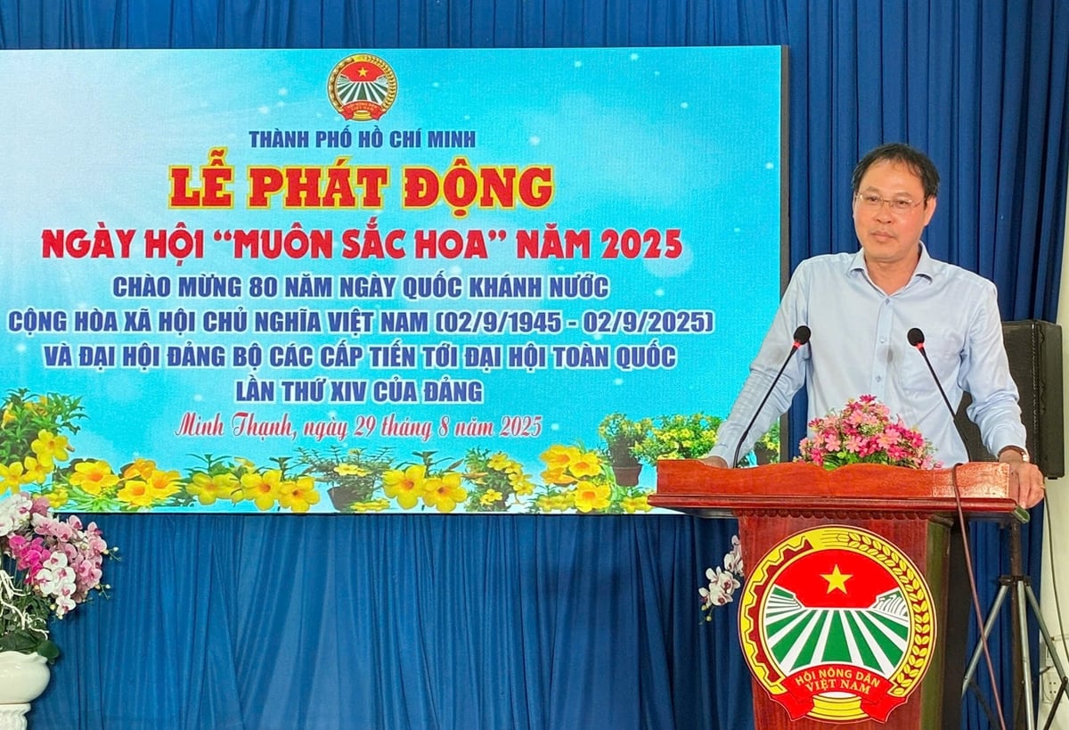 Ông Nguyễn Thành Trung, Thành ủy viên, Phó Chủ tịch Ủy ban MTTQ Việt Nam TP.HCM, Chủ tịch Hội Nông dân TP.HCM phát biểu phát động buổi lễ. Ảnh: Thế Dương. Ông Nguyễn Thành Trung, Thành ủy viên, Phó Chủ tịch Ủy ban MTTQ Việt Nam TP.HCM, Chủ tịch Hội Nông dân TP.HCM phát biểu phát động buổi lễ. Ảnh: Thế Dương.