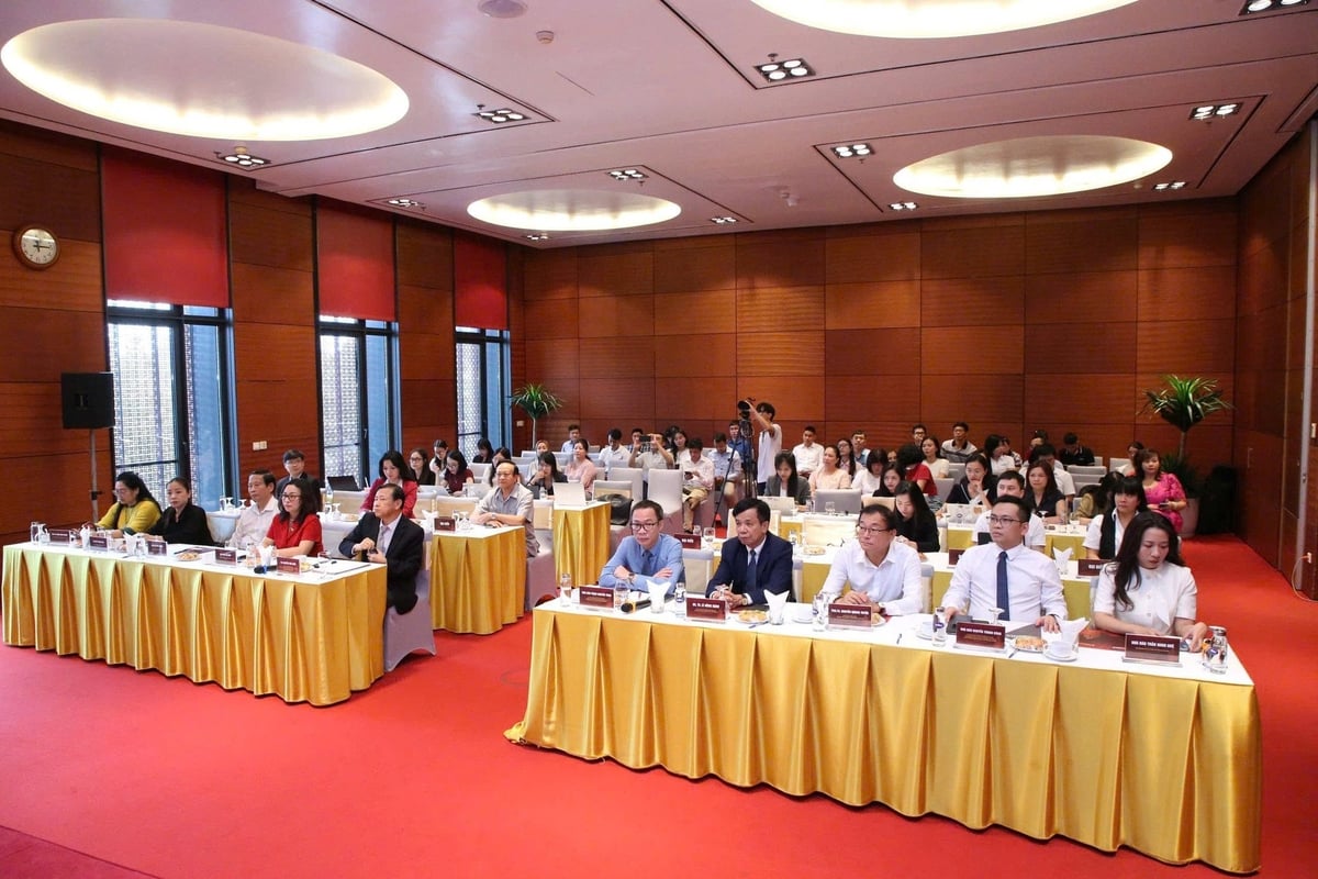 Các đại biểu tham dự Lễ công bố và phát động Giải thưởng Quốc gia bất động sản Việt Nam lần thứ II. Ảnh: PV. Các đại biểu tham dự Lễ công bố và phát động Giải thưởng Quốc gia bất động sản Việt Nam lần thứ II. Ảnh: PV.
