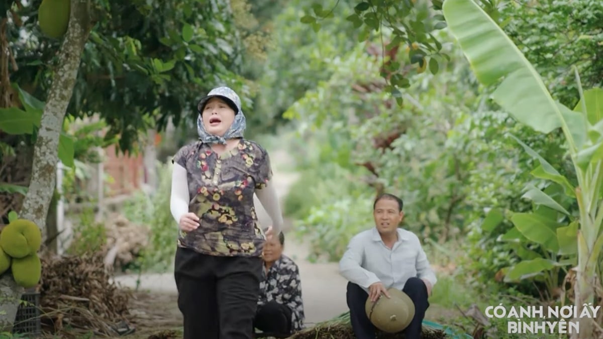 Khiến bà lu loa lên. Ảnh CMH Khiến bà lu loa lên. Ảnh CMH