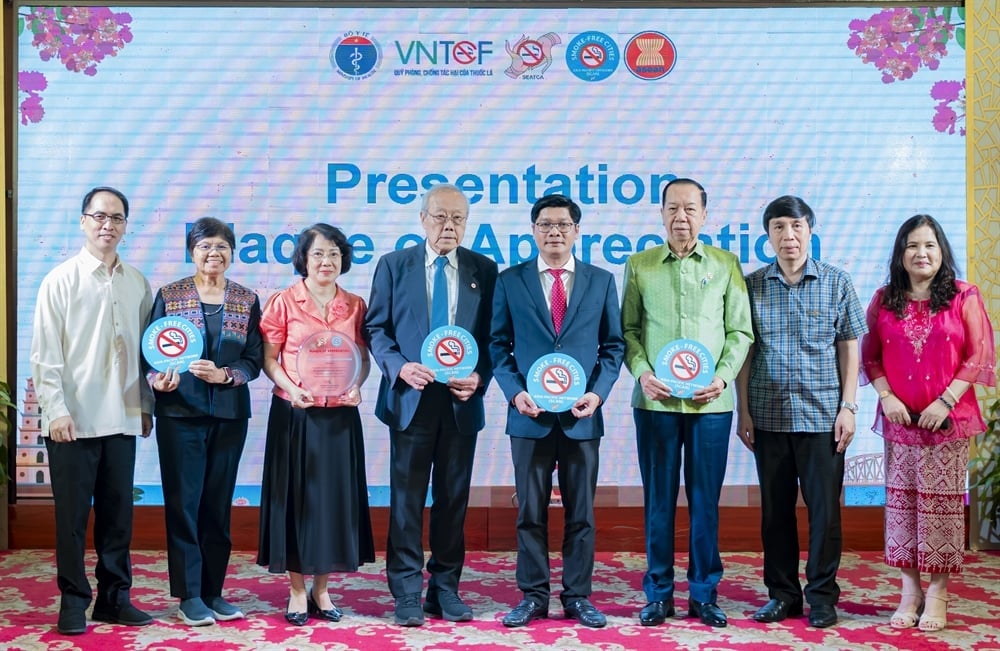 Hội nghị khép lại với cam kết chung của các đại biểu: đưa khu vực châu Á – Thái Bình Dương, đặc biệt là ASEAN, trở thành hình mẫu toàn cầu về du lịch không khói thuốc. Ảnh: Minh Tú.
