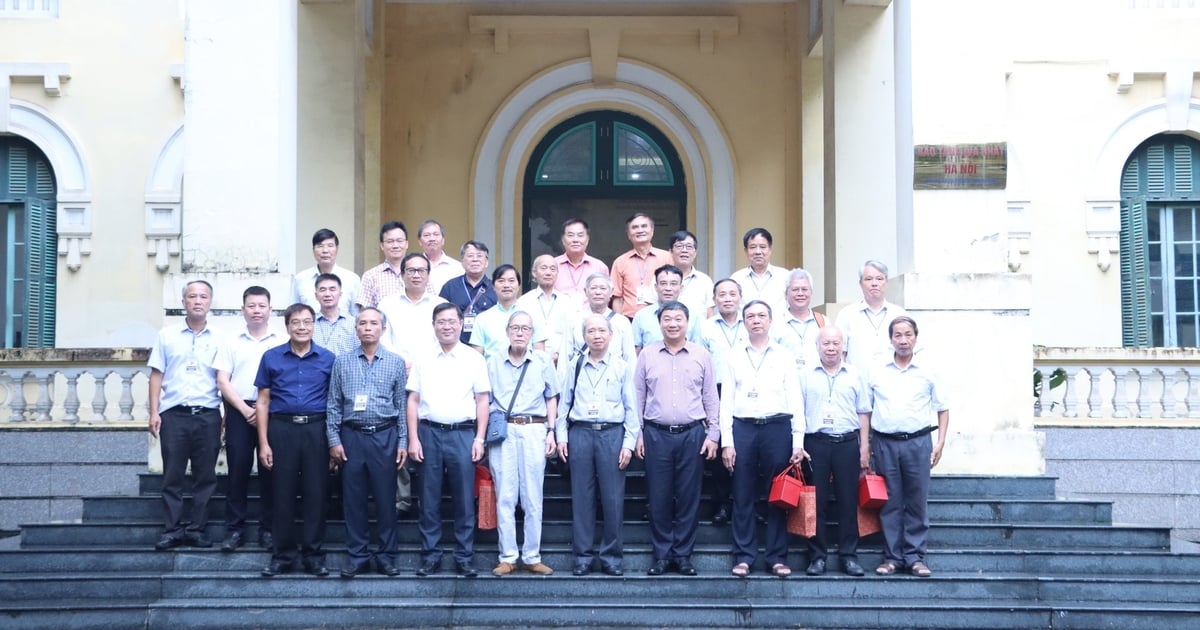 Thế hệ địa chất Việt Nam đóng góp lớn cho sự thành công của ngành. Ảnh: Mai Đan. Thế hệ địa chất Việt Nam đóng góp lớn cho sự thành công của ngành. Ảnh: Mai Đan.