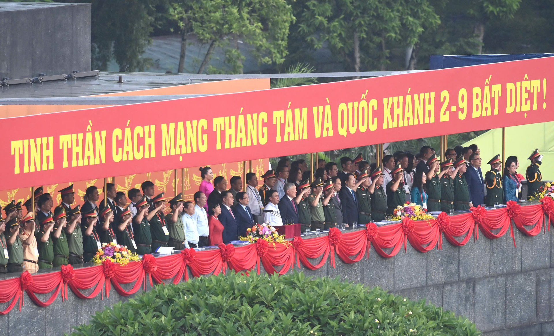 sang-nay-tong-duyet-le-ky-niem-dieu-binh-dieu-hanh-mung-quoc-khanh-064747_998