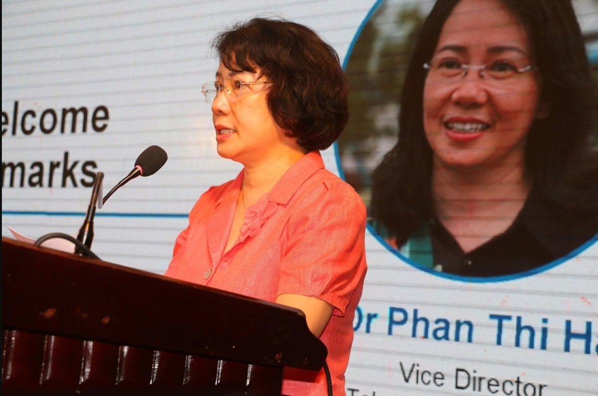 hạc sỹ, Bác sĩ Phan Thị Hải, Phó Giám đốc Quỹ Phòng chống tác hại của thuốc lá (Bộ Y tế) chia sẻ thành tựu Việt Nam đạt được trong xây dựng môi trường không khói thuốc. Ảnh: Minh Hoàng.