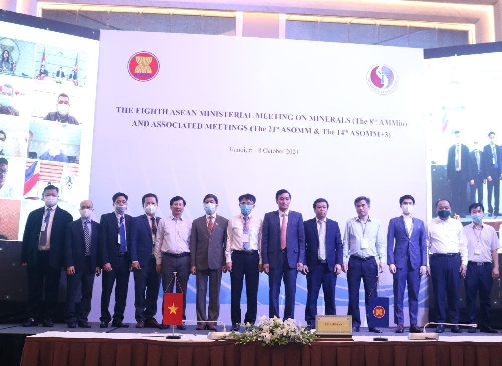 Việt Nam tiếp tục ghi dấu ấn khi đăng cai Hội nghị Bộ trưởng ASEAN về khoáng sản lần thứ 8 (AMMin 8) và các Hội nghị liên quan vào năm 2021. Ảnh: Mai Đan. Việt Nam tiếp tục ghi dấu ấn khi đăng cai Hội nghị Bộ trưởng ASEAN về khoáng sản lần thứ 8 (AMMin 8) và các Hội nghị liên quan vào năm 2021. Ảnh: Mai Đan.