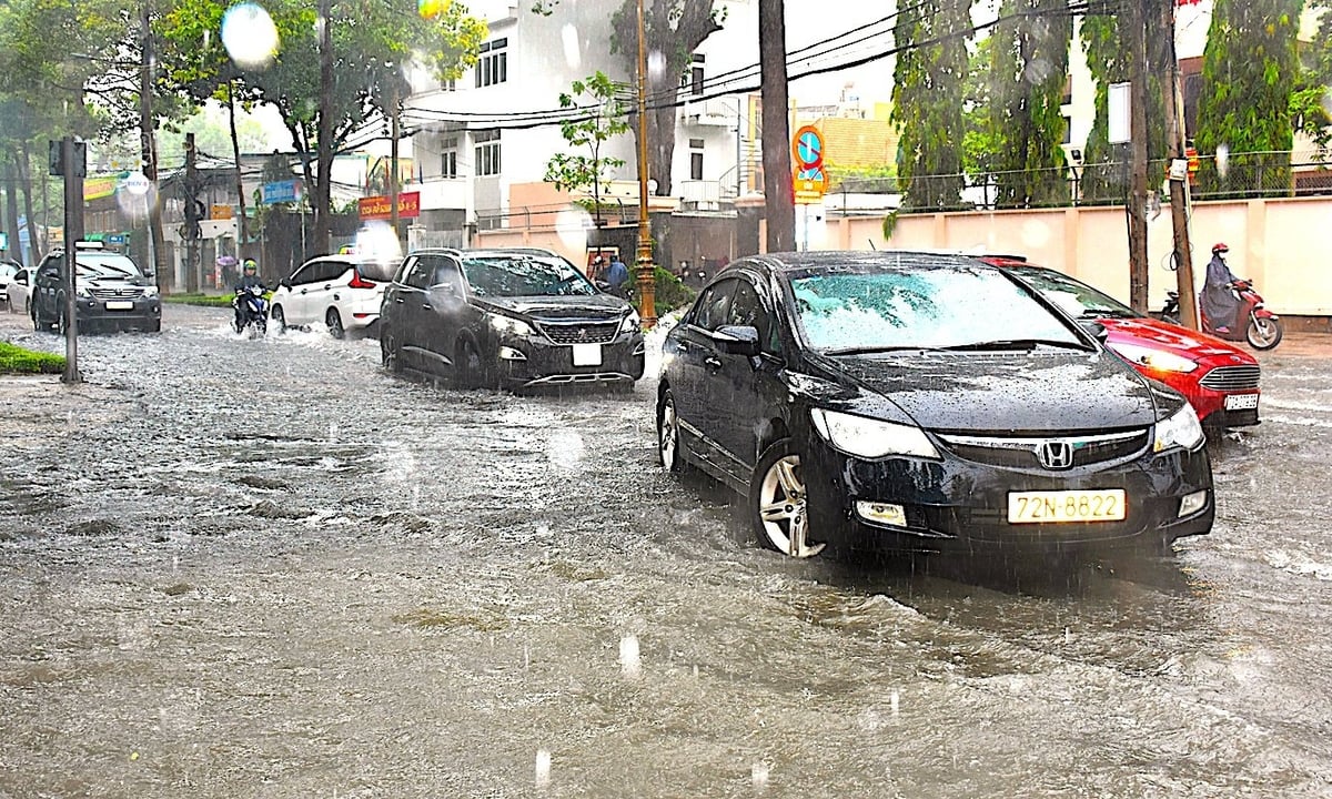 Đài Khí tượng Thủy văn Nam Bộ cảnh báo, dịp lễ 2/9 này, nhiều vùng phía Nam có mưa vừa, có nơi mưa to kèm dông. Ảnh: Hồng Thủy. Đài Khí tượng Thủy văn Nam Bộ cảnh báo, dịp lễ 2/9 này, nhiều vùng phía Nam có mưa vừa, có nơi mưa to kèm dông. Ảnh: Hồng Thủy.