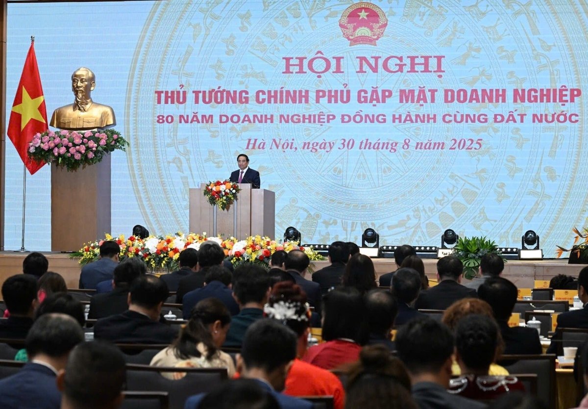 Thủ tướng Phạm Minh Chính phát biểu tại Hội nghị gặp mặt doanh nghiệp với chủ đề '80 năm doanh nghiệp đồng hành cùng đất nước'. Ảnh: Petrovietnam. Thủ tướng Phạm Minh Chính phát biểu tại Hội nghị gặp mặt doanh nghiệp với chủ đề '80 năm doanh nghiệp đồng hành cùng đất nước'. Ảnh: Petrovietnam.