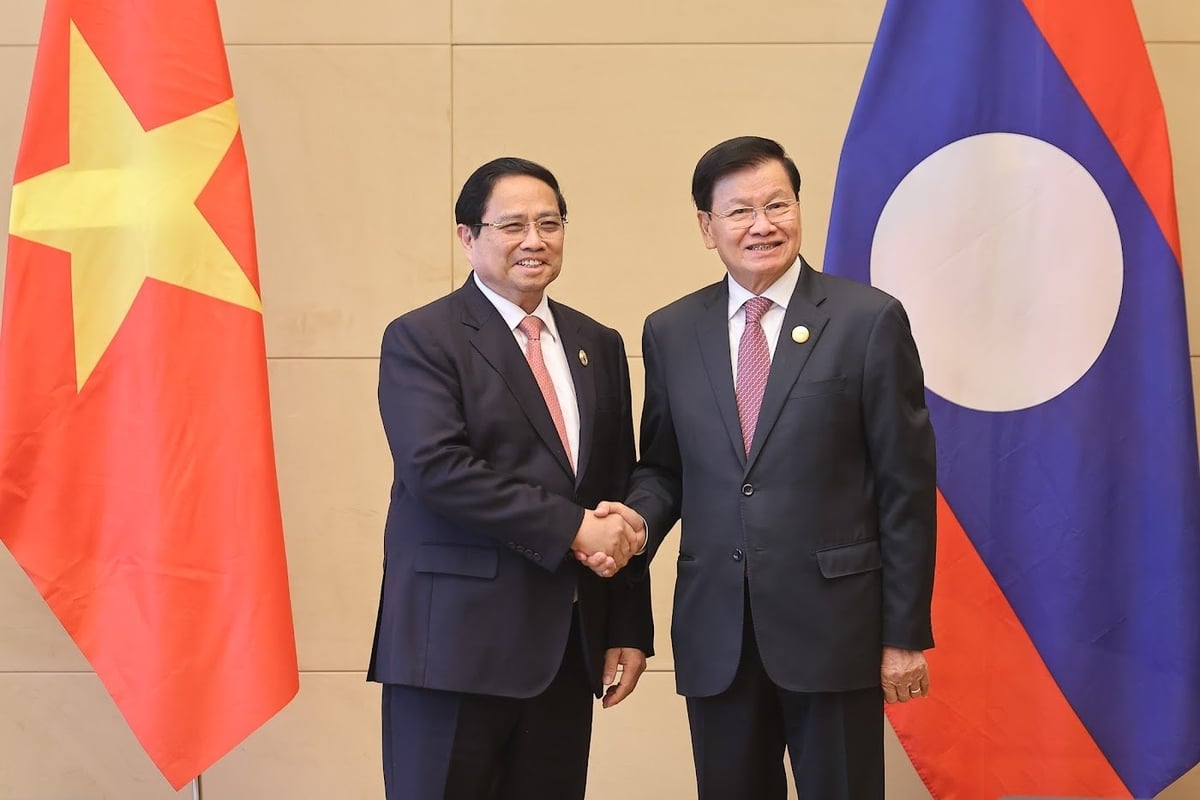 Thủ tướng Phạm Minh Chính hội kiến Tổng Bí thư, Chủ tịch nước Lào. Ảnh: VGP.