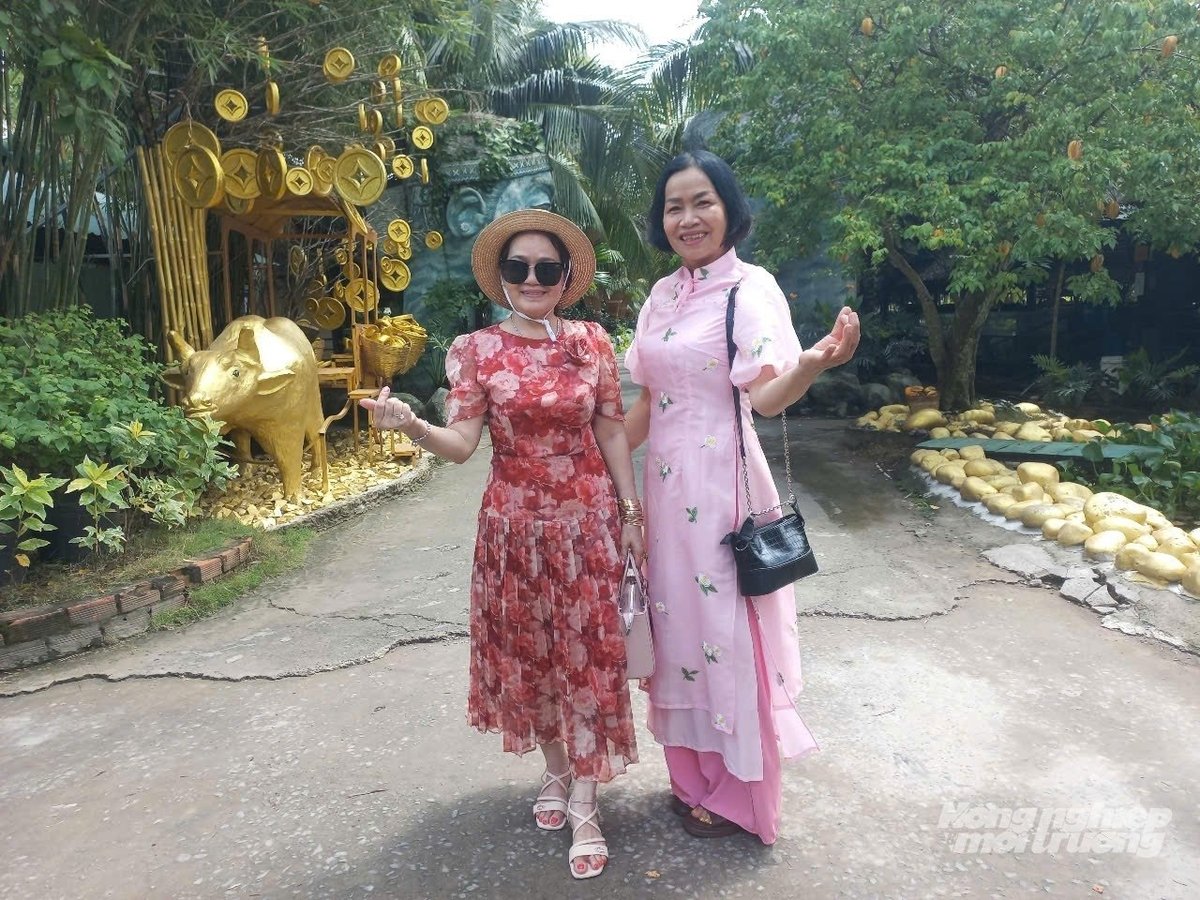 Du khách đến tham quan tại Làng du lịch sinh thái Ông Đề, xã Mỹ Khánh, thành phố Cần Thơ. Ảnh: Văn Vũ. Du khách đến tham quan tại Làng du lịch sinh thái Ông Đề, xã Mỹ Khánh, thành phố Cần Thơ. Ảnh: Văn Vũ.