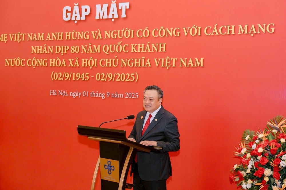 Chủ tịch UBND TP Hà Nội Trần Sỹ Thanh phát biểu tại buổi gặp mặt. Ảnh: Sở Văn hóa và Thể thao. Chủ tịch UBND TP Hà Nội Trần Sỹ Thanh phát biểu tại buổi gặp mặt. Ảnh: Sở Văn hóa và Thể thao.