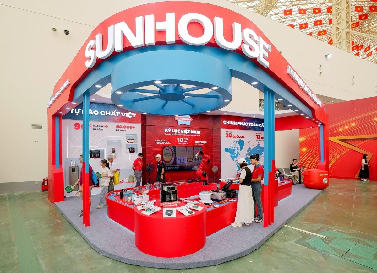 SUNHOUSE tái hiện không gian nhà máy của kỷ lục tại triển lãm Thành tựu Đất nước. Ảnh: SUNHOUSE.