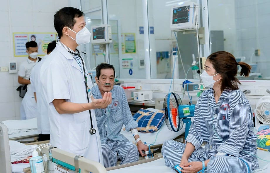 Thuốc lá là nguyên nhân gây ra hơn 25 loại bệnh, đặc biệt nghiêm trọng ở các bệnh lý đường hô hấp như: Ung thư phổi, viêm phế quản mạn tính, bệnh phổi tắc nghẽn mạn tính (COPD), lao phổi... Ảnh: Bảo Hà. Thuốc lá là nguyên nhân gây ra hơn 25 loại bệnh, đặc biệt nghiêm trọng ở các bệnh lý đường hô hấp như: Ung thư phổi, viêm phế quản mạn tính, bệnh phổi tắc nghẽn mạn tính (COPD), lao phổi... Ảnh: Bảo Hà.