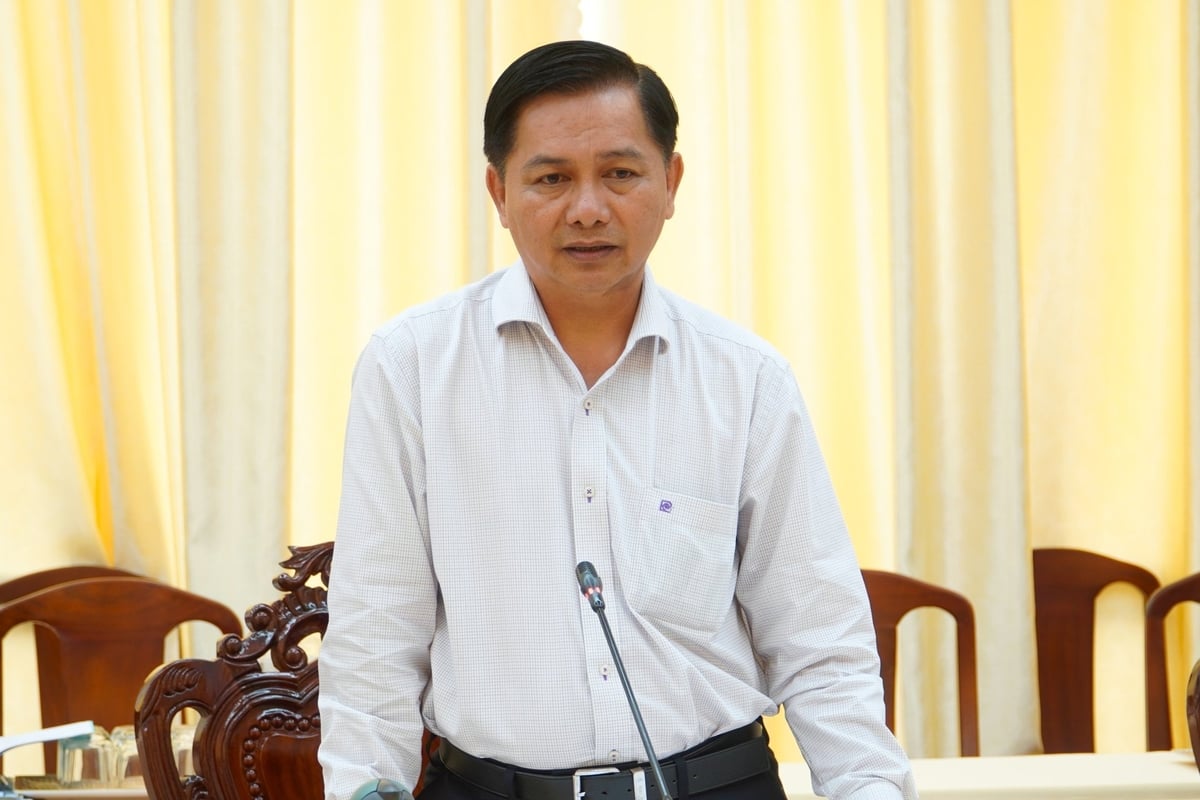Chủ tịch UBND TP. Cần Thơ Trần Văn Lâu trực tiếp chỉ đạo các sở ngành liên quan phối hợp giải quyết kiến nghị của Bệnh viện ĐH Nam Cần Thơ. Ảnh: Kim Anh. Chủ tịch UBND TP. Cần Thơ Trần Văn Lâu trực tiếp chỉ đạo các sở ngành liên quan phối hợp giải quyết kiến nghị của Bệnh viện ĐH Nam Cần Thơ. Ảnh: Kim Anh.