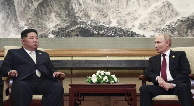 Tổng thống Nga Putin hội đàm với Chủ tịch Kim Jong Un. Ảnh: Getty Images. Tổng thống Nga Putin hội đàm với Chủ tịch Kim Jong Un. Ảnh: Getty Images.