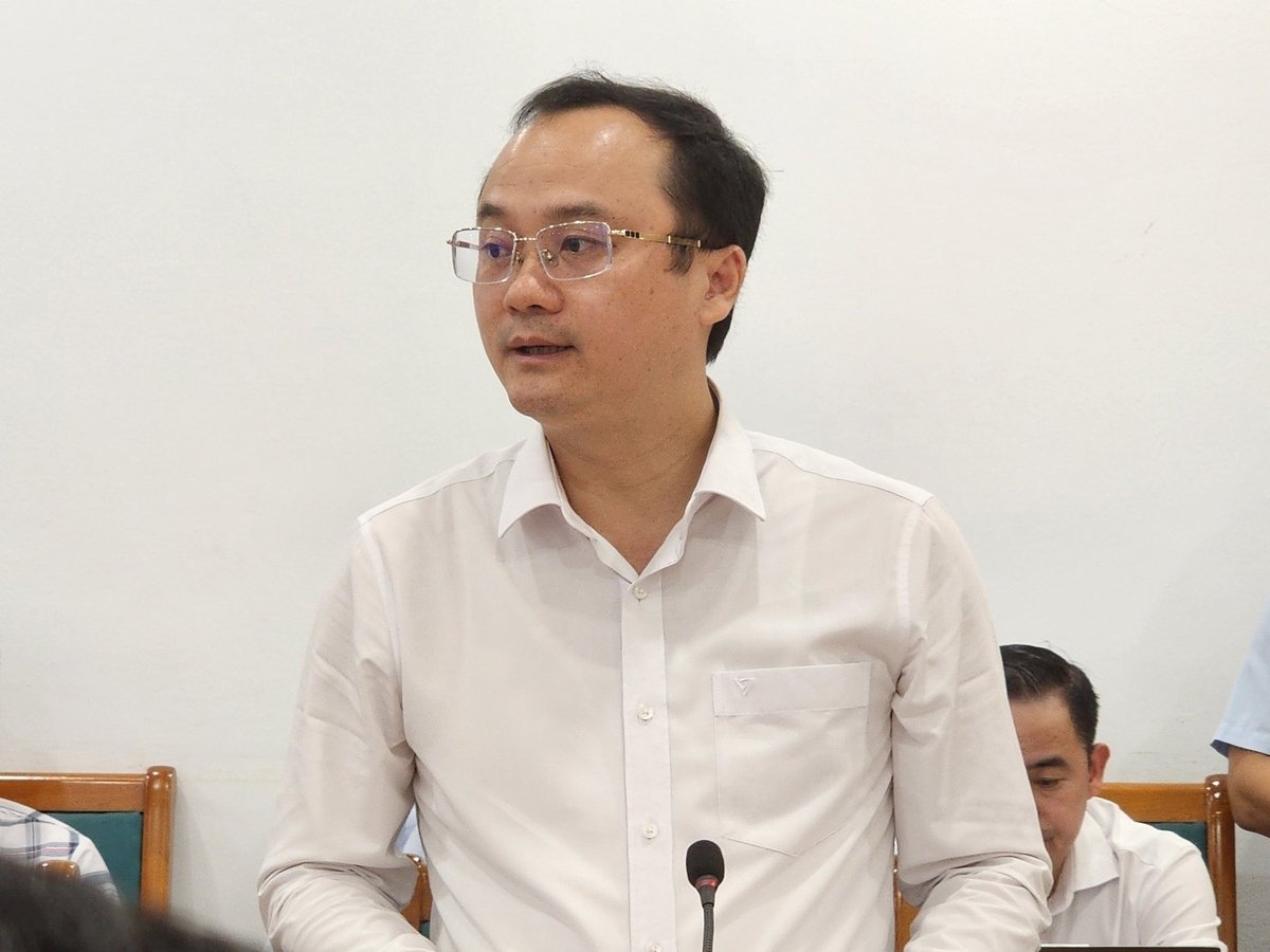 Ông Vũ Duy Văn, Phó Giám đốc Sở Nông nghiệp và Môi trường Quảng Ninh phát biểu ý kiến. Ảnh: Vũ Cường. Ông Vũ Duy Văn, Phó Giám đốc Sở Nông nghiệp và Môi trường Quảng Ninh phát biểu ý kiến. Ảnh: Vũ Cường.