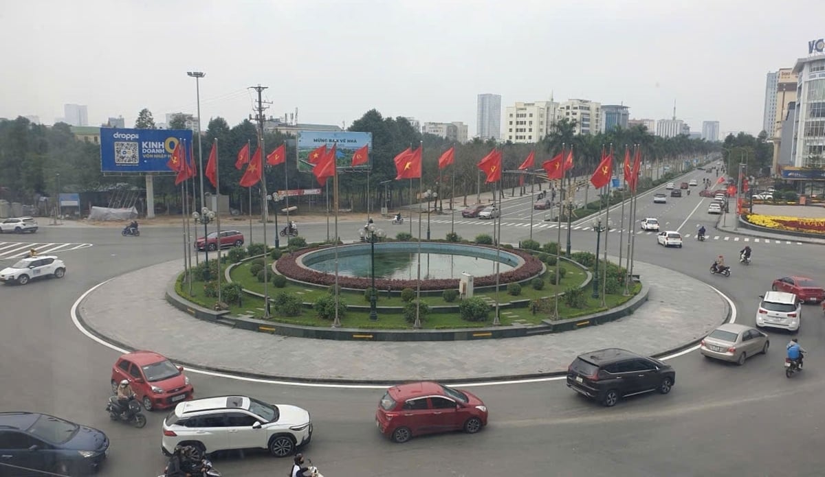 Tất cả vì một mục tiêu là sớm trả lại môi trường xanh - sạch - đẹp cho các tuyến phố. Ảnh: Đình Tiệp. Tất cả vì một mục tiêu là sớm trả lại môi trường xanh - sạch - đẹp cho các tuyến phố. Ảnh: Đình Tiệp.