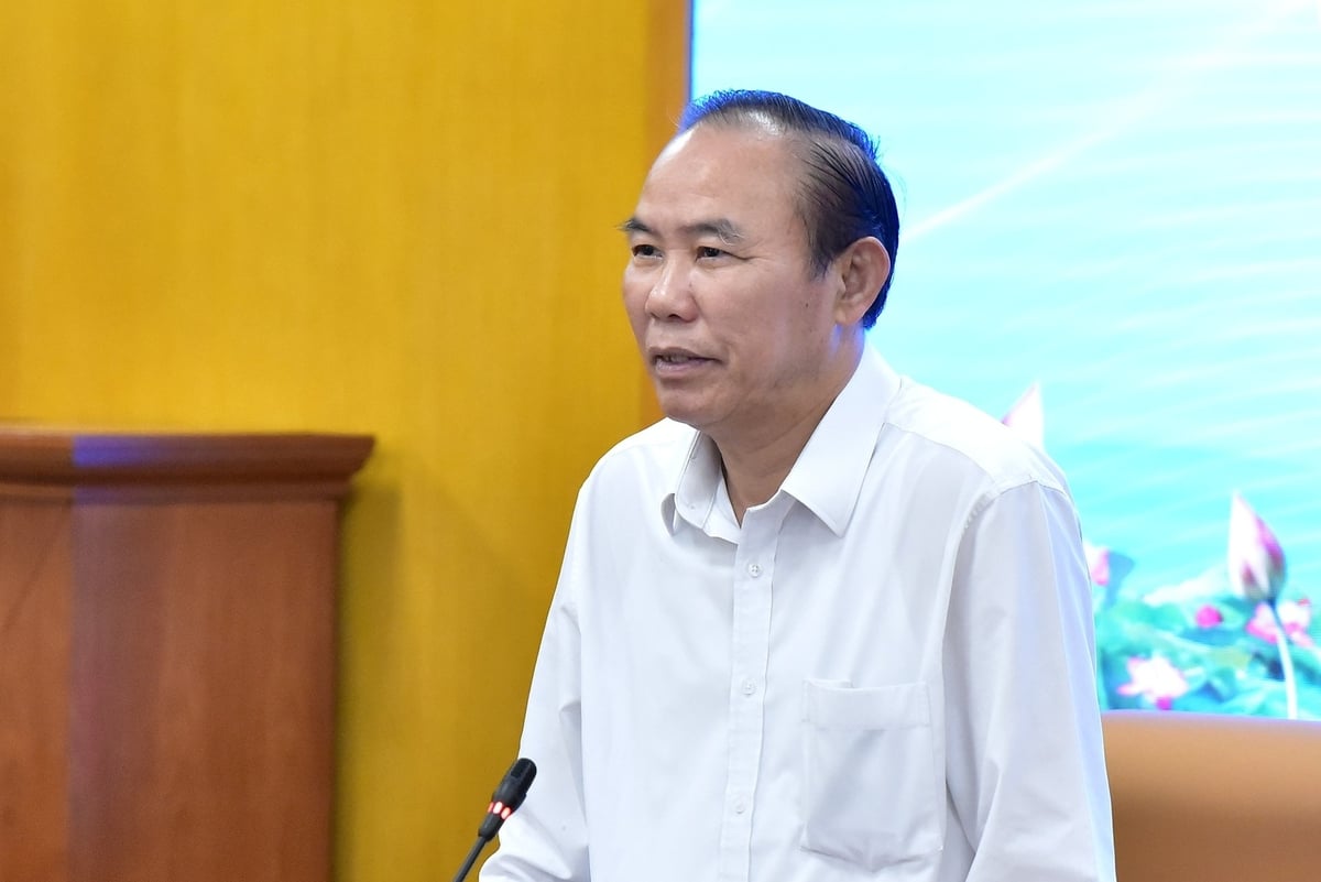 Thứ trưởng Phùng Đức Tiến phát biểu tại cuộc họp thường kỳ. Ảnh: Kiều Chi. Thứ trưởng Phùng Đức Tiến phát biểu tại cuộc họp thường kỳ. Ảnh: Kiều Chi.