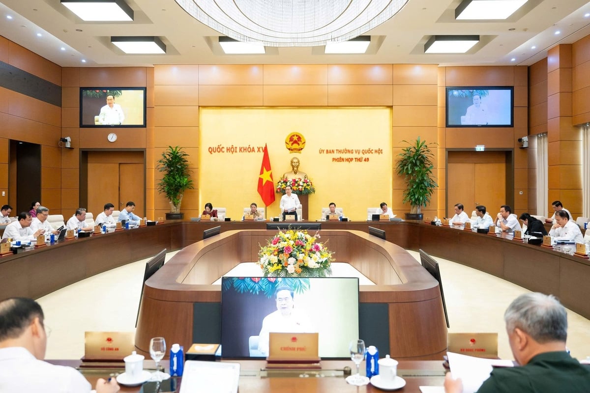 Chủ tịch Quốc hội Trần Thanh Mẫn chủ trì khai mạc Phiên họp thứ 49 của Uỷ ban Thường vụ Quốc hội. Ảnh: Quochoi. Chủ tịch Quốc hội Trần Thanh Mẫn chủ trì khai mạc Phiên họp thứ 49 của Uỷ ban Thường vụ Quốc hội. Ảnh: Quochoi.