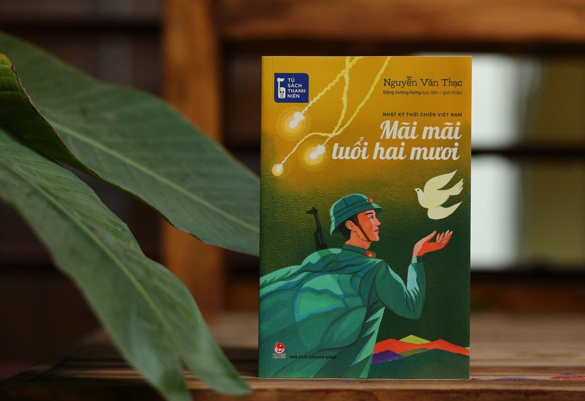 'Mãi mãi tuổi hai mươi' vừa được tái bản với diện mạo mới. Ảnh: NXB. 'Mãi mãi tuổi hai mươi' vừa được tái bản với diện mạo mới. Ảnh: NXB.
