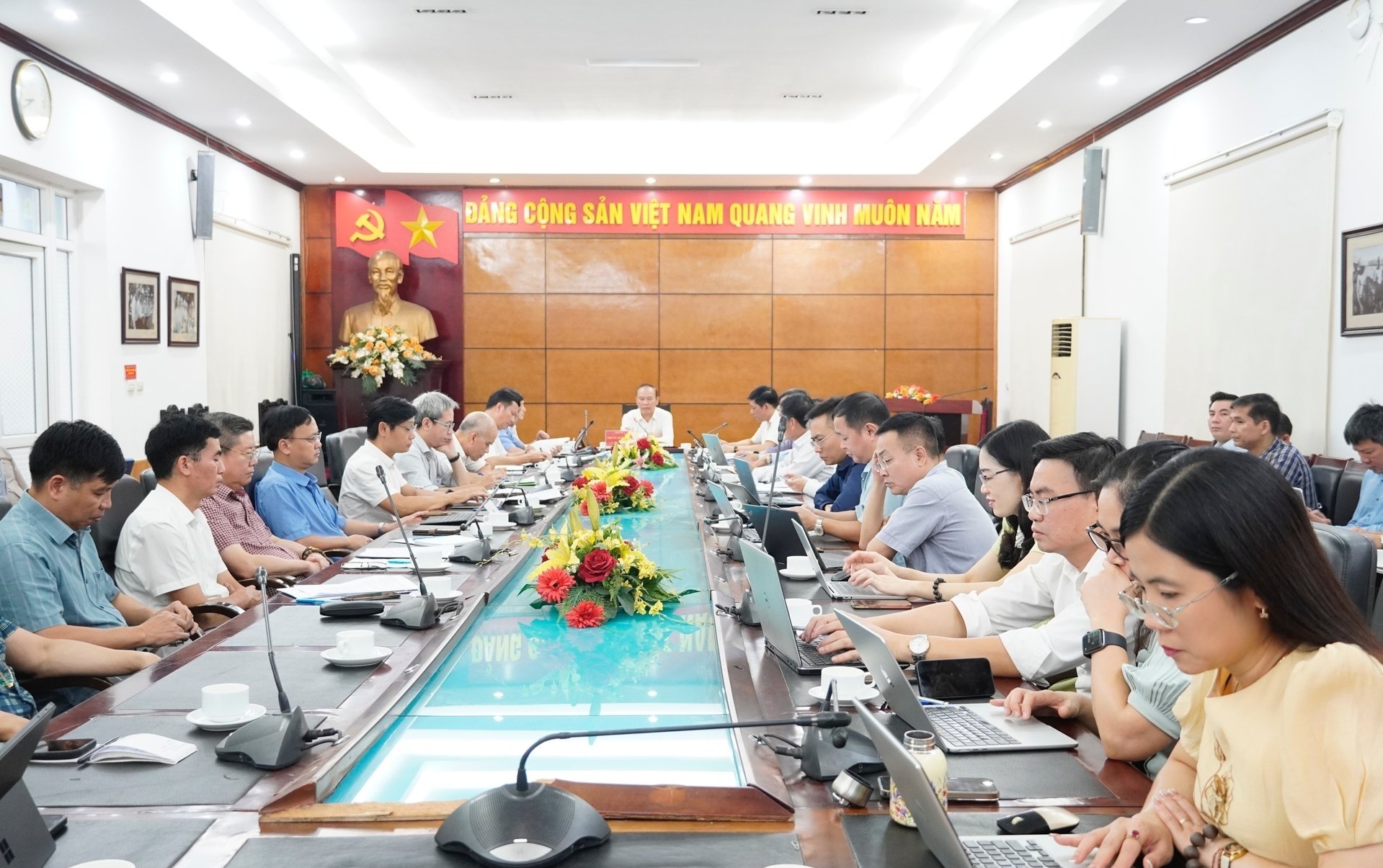Cuộc họp triển khai nhiệm vụ khối thủy sản và kiểm ngư diễn ra sáng 5/9, tại Hà Nội. Ảnh: Hồng Thắm. Cuộc họp triển khai nhiệm vụ khối thủy sản và kiểm ngư diễn ra sáng 5/9, tại Hà Nội. Ảnh: Hồng Thắm.