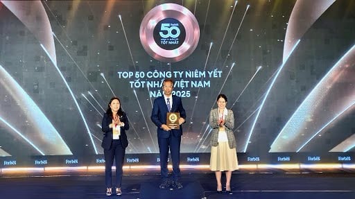 Nhựa Bình Minh ghi dấu mốc phát triển với 12 năm góp mặt trong Top 50 Công ty niêm yết tốt nhất của Forbes Việt Nam. Ảnh: Nhựa Bình Minh. Nhựa Bình Minh ghi dấu mốc phát triển với 12 năm góp mặt trong Top 50 Công ty niêm yết tốt nhất của Forbes Việt Nam. Ảnh: Nhựa Bình Minh.