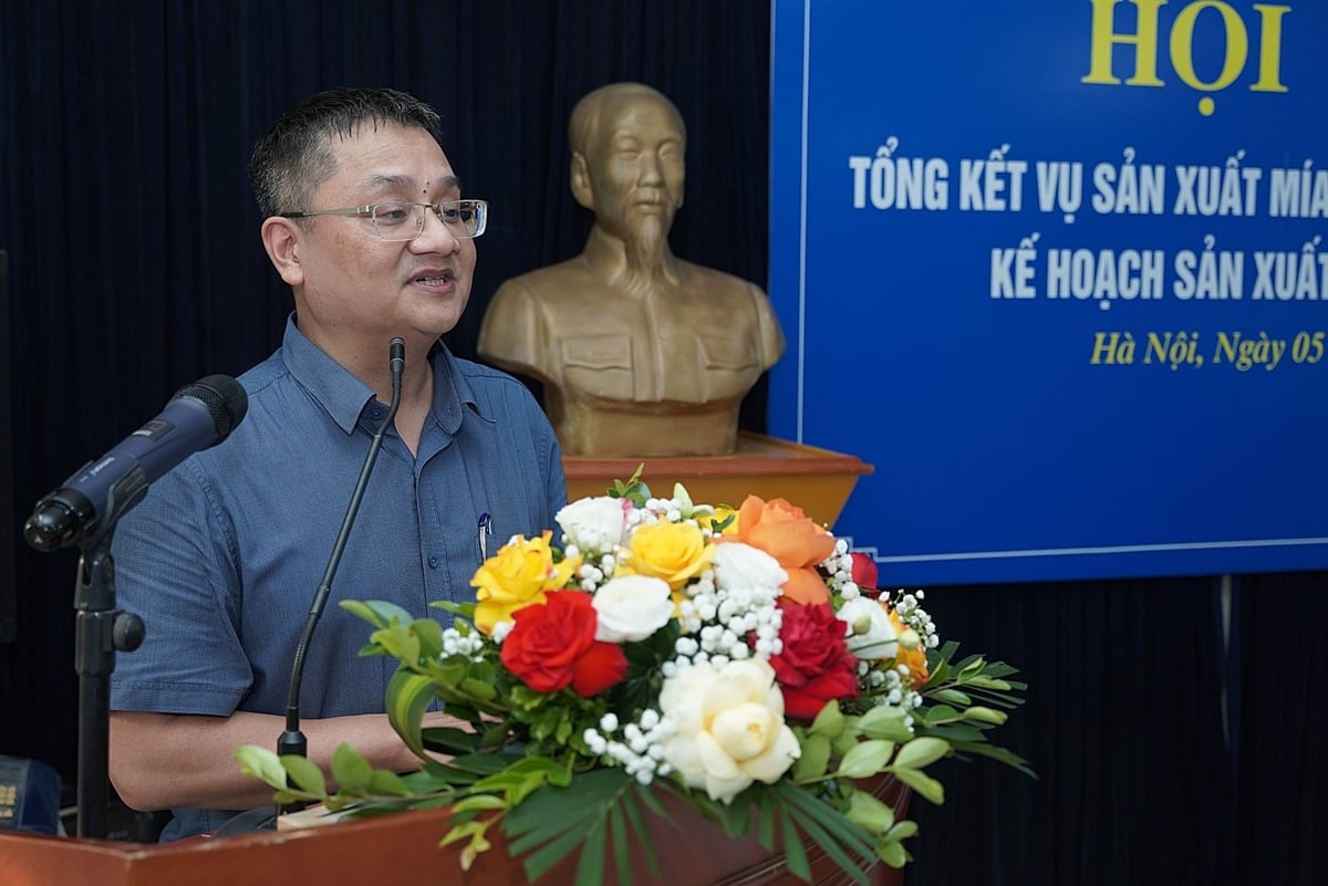 Cục trưởng Cục Chất lượng, Chế biến và Phát triển thị trường Ngô Hồng Phong: 'Thách thức lớn nhất hiện nay với ngành mía đường là chi phí sản xuất cao'. Ảnh: Bảo Thắng. Cục trưởng Cục Chất lượng, Chế biến và Phát triển thị trường Ngô Hồng Phong: 'Thách thức lớn nhất hiện nay với ngành mía đường là chi phí sản xuất cao'. Ảnh: Bảo Thắng.