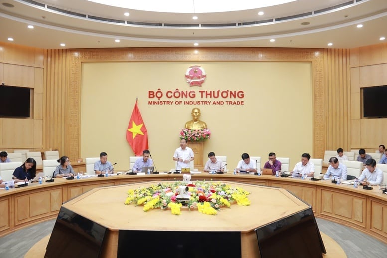 Lãnh đạo Bộ Công Thương cho rằng thách thức lớn nhất chính là tổ chức triển khai vào thực tế. Ảnh: Chinhphu.vn Lãnh đạo Bộ Công Thương cho rằng thách thức lớn nhất chính là tổ chức triển khai vào thực tế. Ảnh: Chinhphu.vn