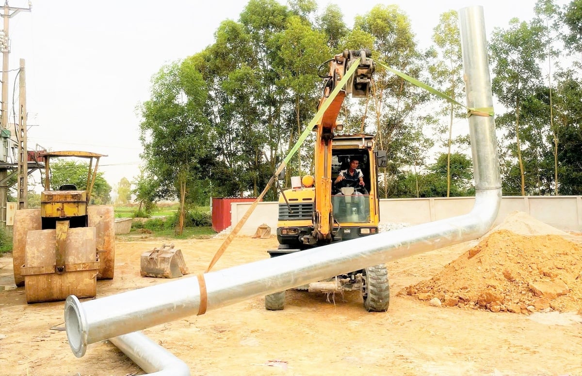 Nhà thầu đang tập trung chạy đua thời gian lắp đặt thiết bị tại dự án Thiên Lộc cấp nước cho xã Vượng Lộc. Ảnh: Thanh Nga. Nhà thầu đang tập trung chạy đua thời gian lắp đặt thiết bị tại dự án Thiên Lộc cấp nước cho xã Vượng Lộc. Ảnh: Thanh Nga.
