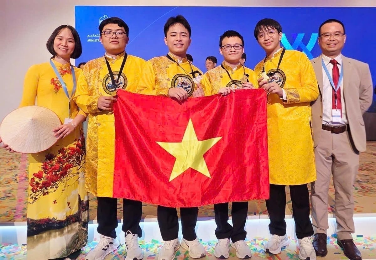 Đội tuyển Việt Nam đã xuất sắc giành 4 Huy chương vàng tại Kì thi Olympic Hóa học Quốc tế năm 2025. Ảnh: Bộ Giáo dục và Đào tạo. Đội tuyển Việt Nam đã xuất sắc giành 4 Huy chương vàng tại Kì thi Olympic Hóa học Quốc tế năm 2025. Ảnh: Bộ Giáo dục và Đào tạo.