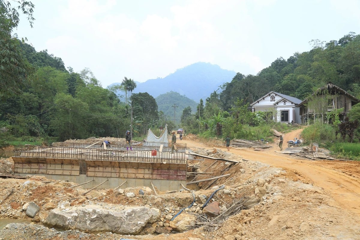 Do nhiều nguyên nhân, đến nay 14 dự án chưa được khởi công. Ảnh: Thanh Tiến. Do nhiều nguyên nhân, đến nay 14 dự án chưa được khởi công. Ảnh: Thanh Tiến.