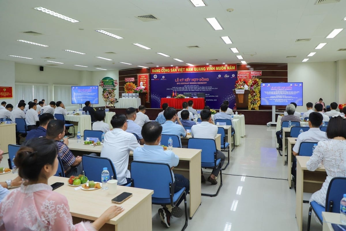 Lễ ký kết Hợp đồng EPC ‘Dự án chuyển đổi nhiên liệu NMNĐ Ô Môn I'. Ảnh: EVNGENCO2. Lễ ký kết Hợp đồng EPC ‘Dự án chuyển đổi nhiên liệu NMNĐ Ô Môn I'. Ảnh: EVNGENCO2.
