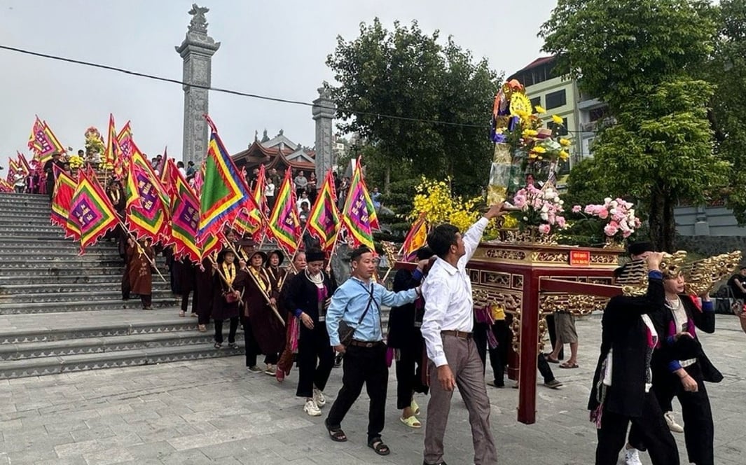 Lễ hội đền Bảo Hà là sự kiện văn hóa, tín ngưỡng quan trọng, góp phần bảo tồn và phát huy những giá trị truyền thống tốt đẹp của dân tộc. Ảnh: Bích Hợp. Lễ hội đền Bảo Hà là sự kiện văn hóa, tín ngưỡng quan trọng, góp phần bảo tồn và phát huy những giá trị truyền thống tốt đẹp của dân tộc. Ảnh: Bích Hợp.