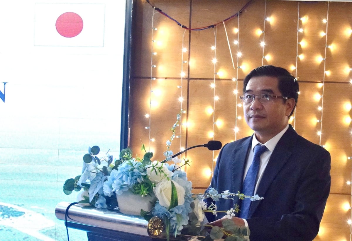 Ông Nguyễn Đức Toàn cho biết, Việt Nam luôn sẵn sàng và mong muốn mở rộng hợp tác với Nhật Bản trong việc xây dựng chính sách, hoàn thiện pháp luật, cũng như quản lý, sử dụng bền vững tài nguyên và bảo vệ môi trường biển, vì lợi ích chung của cả hai quốc gia và khu vực. Ảnh: Trường Giang. Ông Nguyễn Đức Toàn cho biết, Việt Nam luôn sẵn sàng và mong muốn mở rộng hợp tác với Nhật Bản trong việc xây dựng chính sách, hoàn thiện pháp luật, cũng như quản lý, sử dụng bền vững tài nguyên và bảo vệ môi trường biển, vì lợi ích chung của cả hai quốc gia và khu vực. Ảnh: Trường Giang.