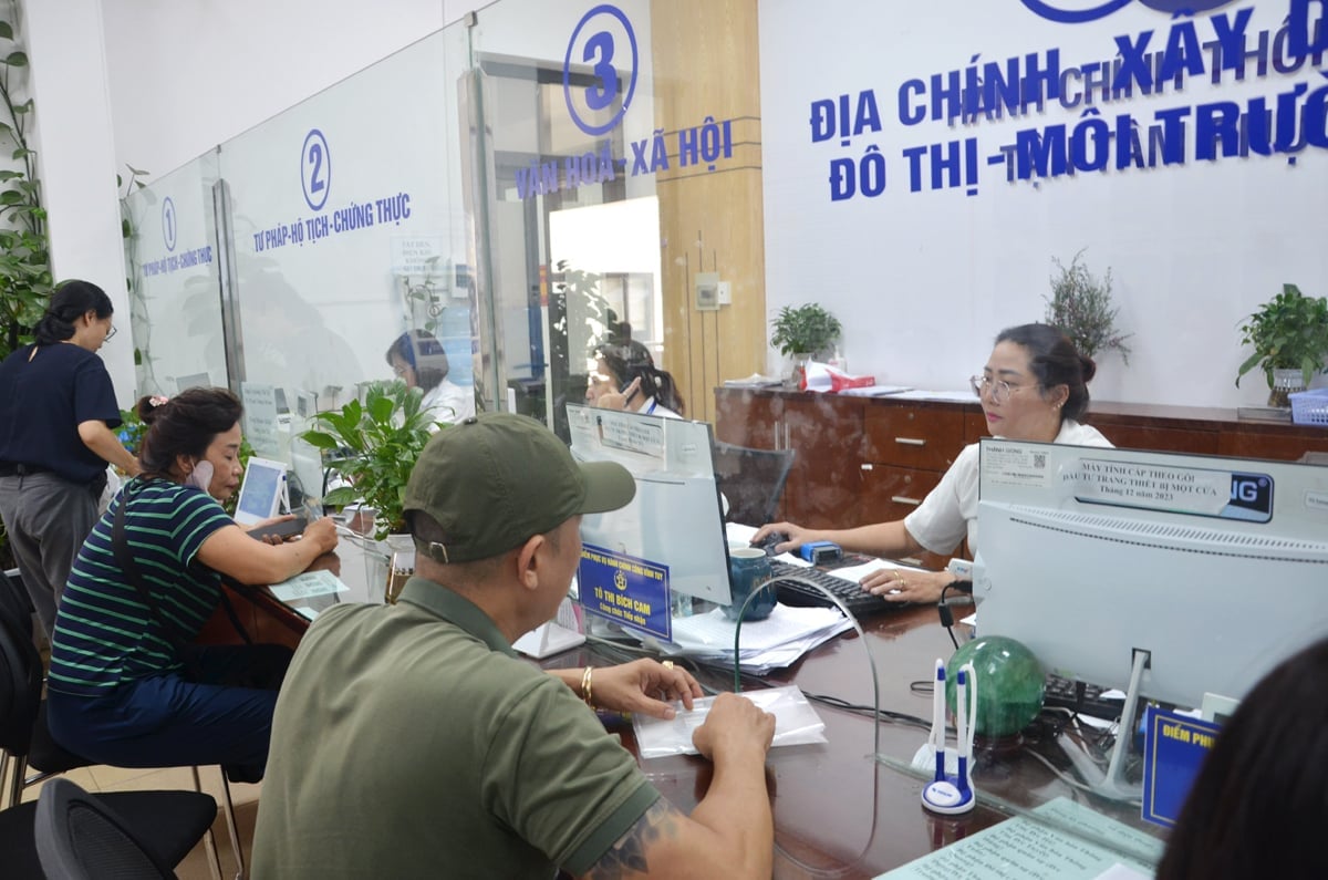 Hà Nội triển khai thực hiện chiến dịch làm giàu, làm sạch cơ sở dữ liệu quốc gia về đất đai. Ảnh: Nguyễn Hà.