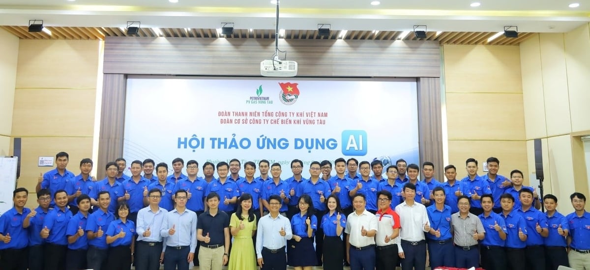Các đại biểu PV GAS VUNG TAU chụp ảnh lưu niệm tại Hội thảo. Ảnh: PV GAS VUNG TAU. Các đại biểu PV GAS VUNG TAU chụp ảnh lưu niệm tại Hội thảo. Ảnh: PV GAS VUNG TAU.