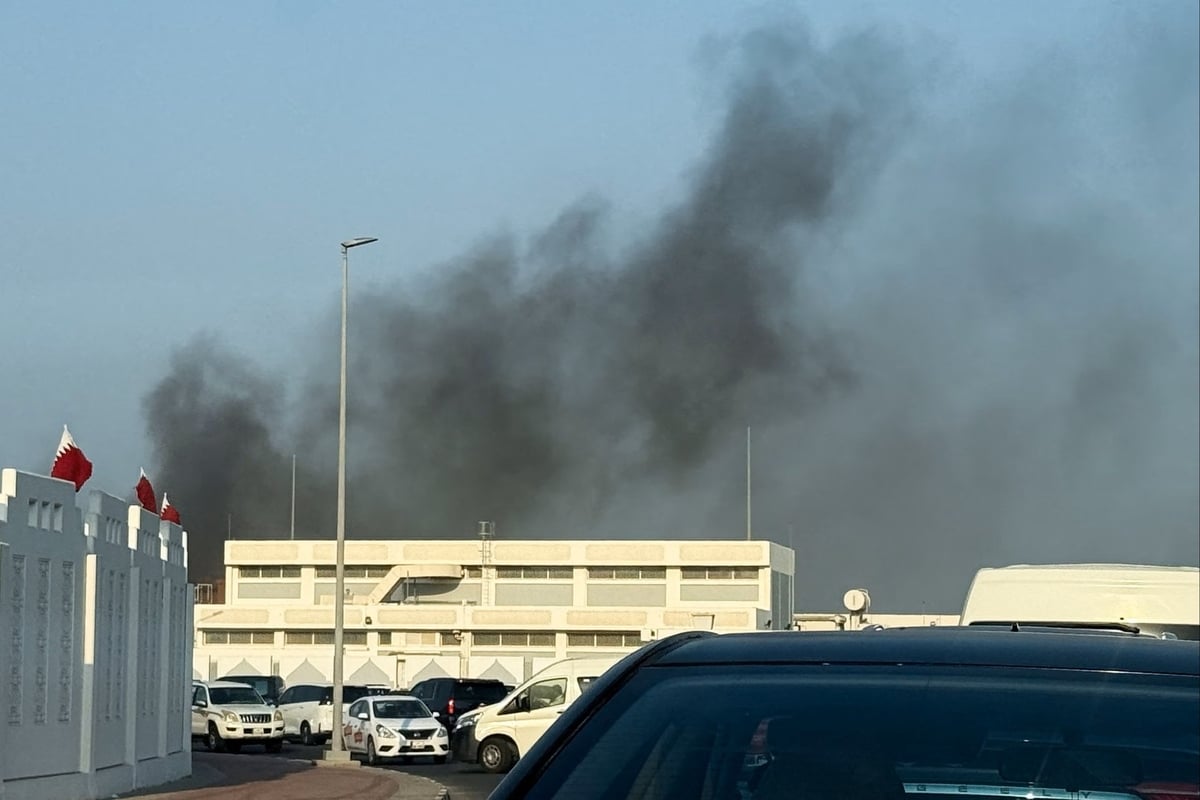 Khói bốc lên sau nhiều vụ nổ được nghe thấy ở Doha, Qatar, ngày 9/9. Ảnh: Independent. Khói bốc lên sau nhiều vụ nổ được nghe thấy ở Doha, Qatar, ngày 9/9. Ảnh: Independent.
