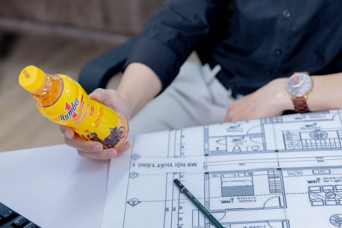 Number 1 bền bỉ đồng hành tiếp năng lượng cho hàng triệu người Việt, tự tin bứt phá mọi giới hạn, sẵn sàng trở thành phiên bản tốt nhất. Ảnh: Tân Hiệp Phát. 