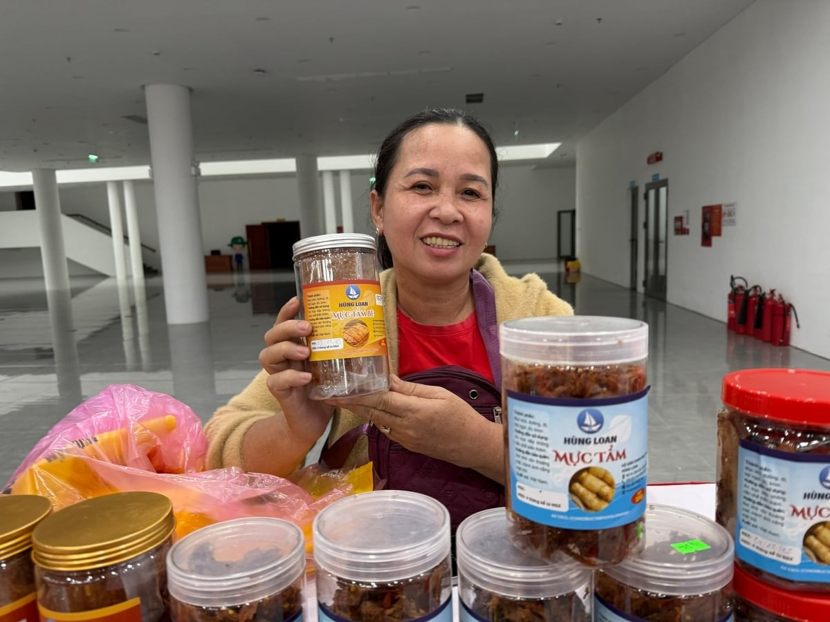 Ngành nông nghiệp đã đưa các sản phẩm OCOP và nhiều sản phẩm đặc trưng khác lên môi trường số. Ảnh: V.H.