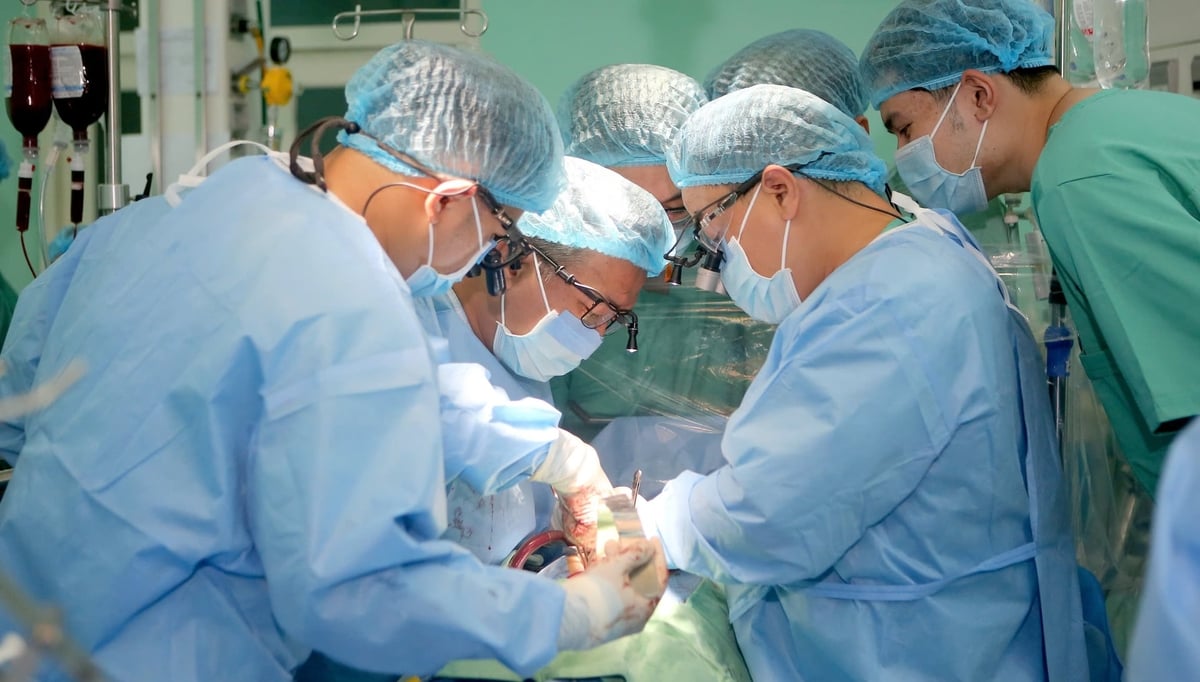 Đến nay, Bệnh viện Trung ương Huế đã thực hiện hơn 2.600 ca ghép mô, tạng thành công, là một trong những trung tâm ghép tạng lớn nhất cả nước. Ảnh: Bệnh viện Trung ương Huế. 