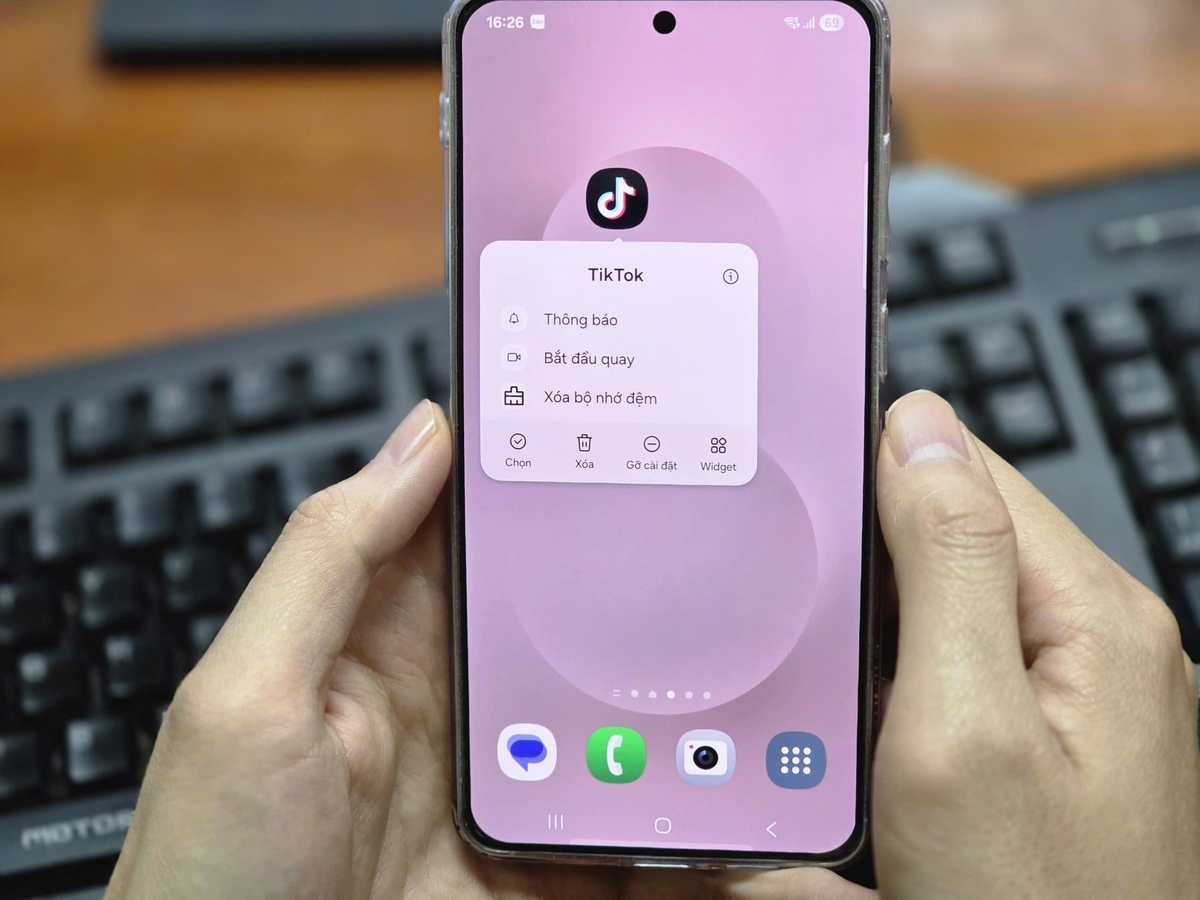 Công ty TikTok Pte. Ltd bị xử phạt 880 triệu đồng. Ảnh: Anh Khôi.